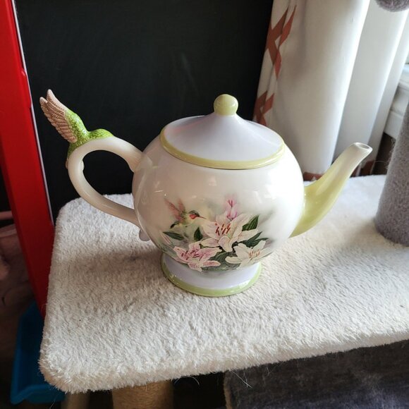 vintage Teleflora Gift teapot Lena Liu Hummingbird and Lilies Imperial Graphics - Picture 4 of 11